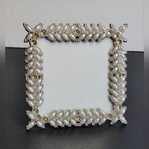 Photo Frame Oval Faux Pearls and Gold Rhinestone Bling 4" x 4" Photo